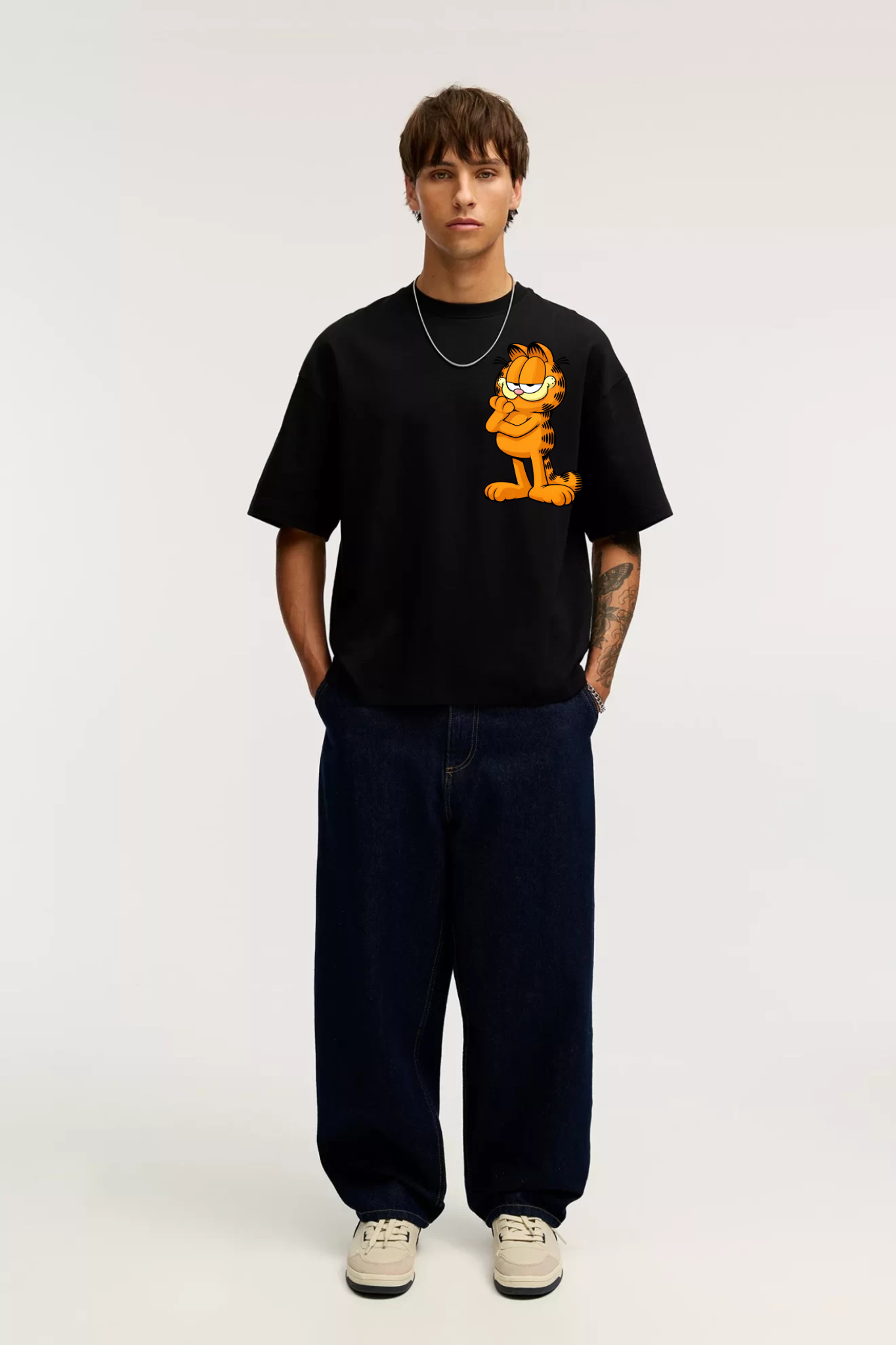 Garfield Printed Black Premium T-Shirt - Image 2